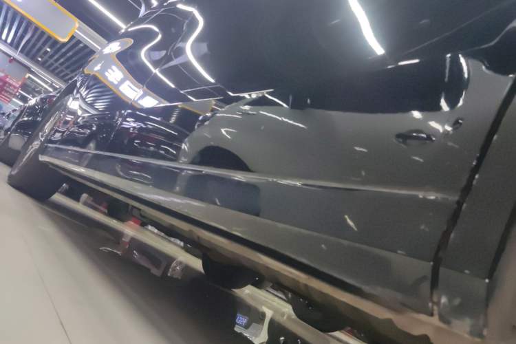 Used Toyota Alphard 2019 Dual-Engine 2.5L Prestige Edition Left Side Sill