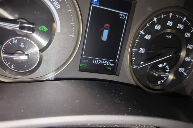 Used Toyota Alphard 2019 Dual-Engine 2.5L Luxury Edition Odometer Close Up