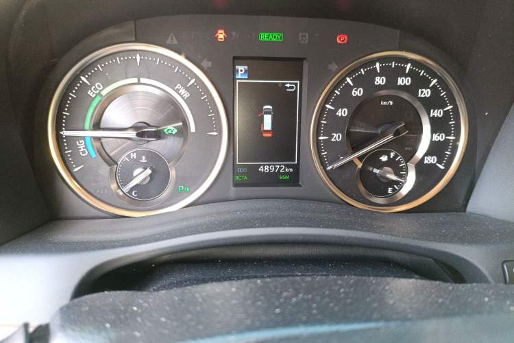 Used Toyota Alphard 2019 Dual-Engine 2.5L Luxury Edition Odometer Close Up