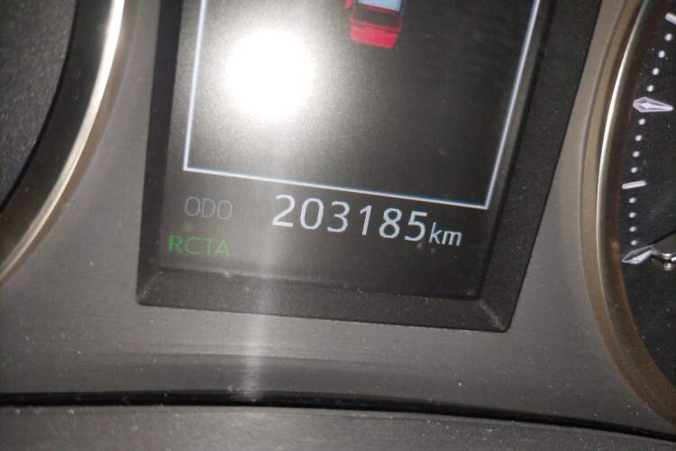Used Toyota Alphard 2019 Dual-Engine 2.5L Luxury Edition Odometer Close Up