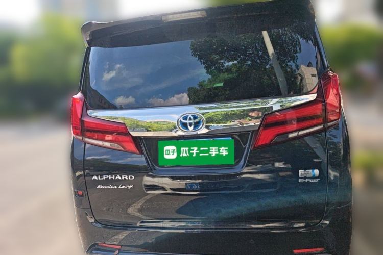 Used Toyota Alphard  Rear