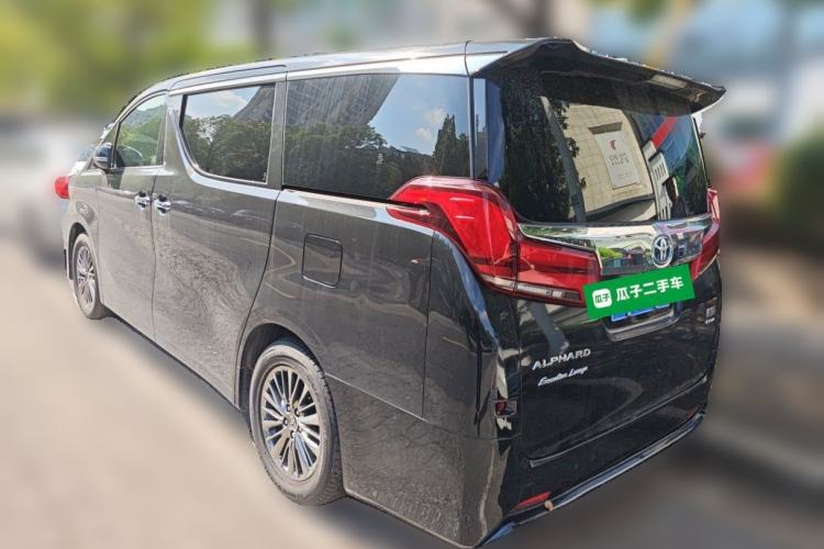 Used Toyota Alphard  Rear Left 45 Deg