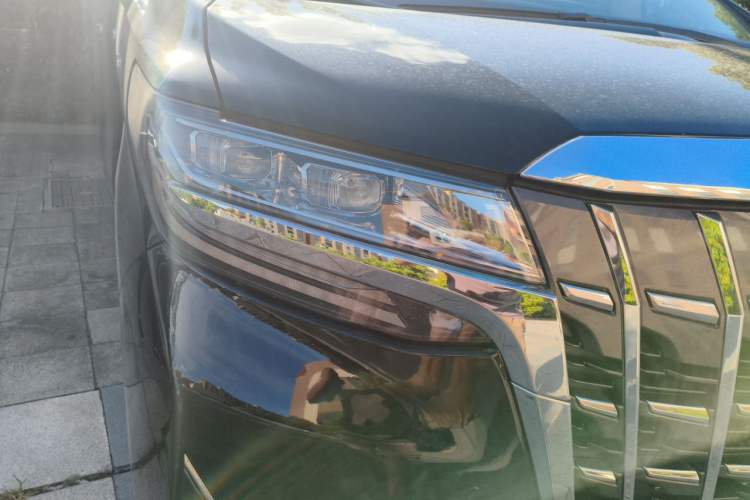 Used Toyota Alphard 2019 Dual-Engine 2.5L Prestige Edition Right Front Headlight