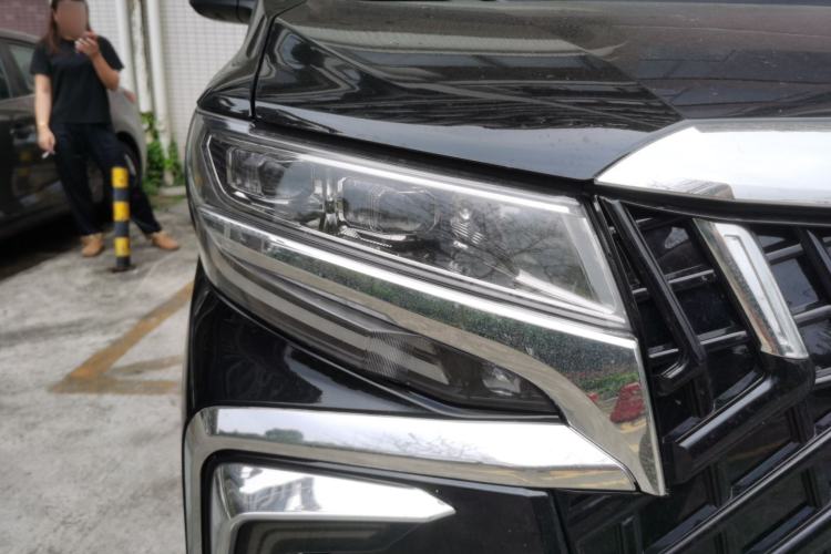 Used Toyota Alphard 2019 Dual-Engine 2.5L Luxury Edition Right Front Headlight