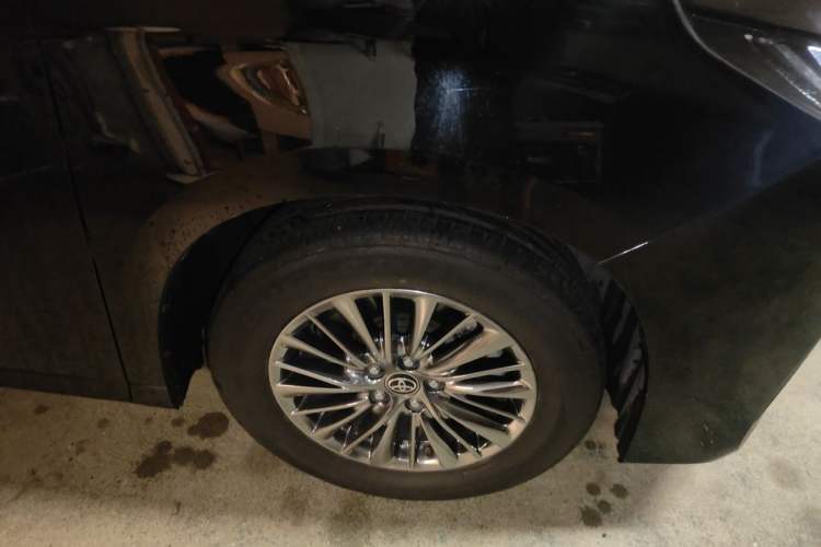 Used Toyota Alphard 2019 Dual-Engine 2.5L Prestige Edition Right Front Wheel Hub