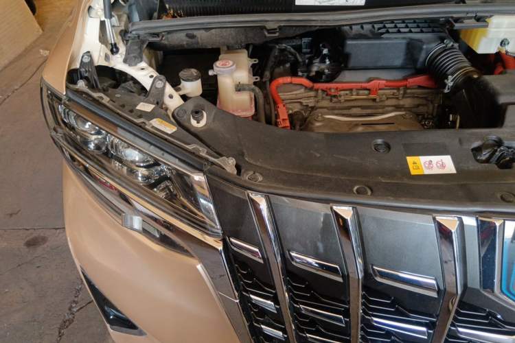 Used Toyota Alphard 2019 Dual-Engine 2.5L Prestige Edition Engine Bay Right