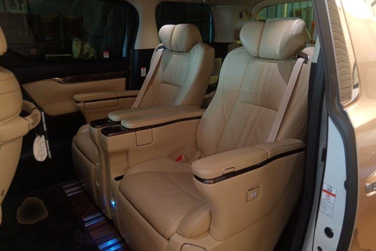 Used Toyota Alphard 2019 Dual-Engine 2.5L Prestige Edition Left Rear Seat