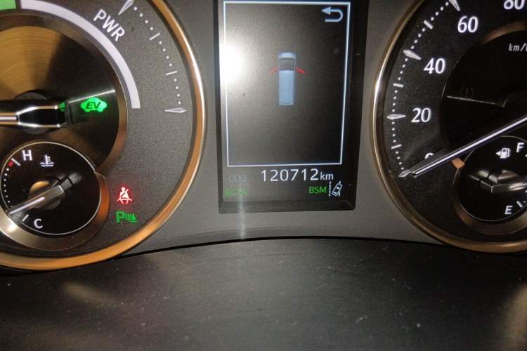 Used Toyota Alphard 2019 Dual-Engine 2.5L Prestige Edition Odometer Close Up