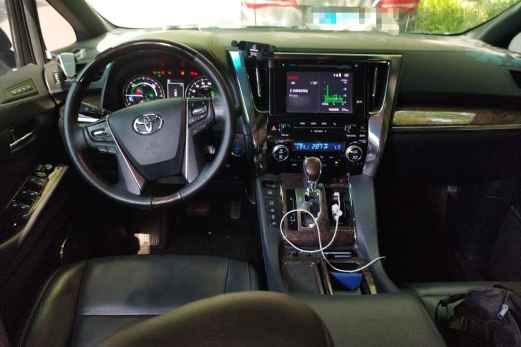 Used Toyota Alphard 2019 Dual-Engine 2.5L Prestige Edition Center Console