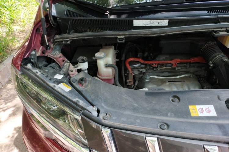 Used Toyota Alphard 2019 Dual-Engine 2.5L Prestige Edition Engine Bay Right