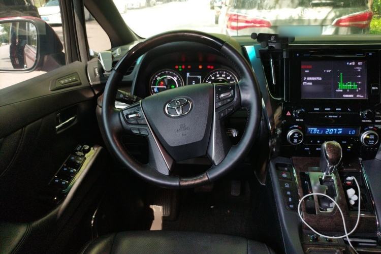 Used Toyota Alphard 2019 Dual-Engine 2.5L Prestige Edition Steering Wheel
