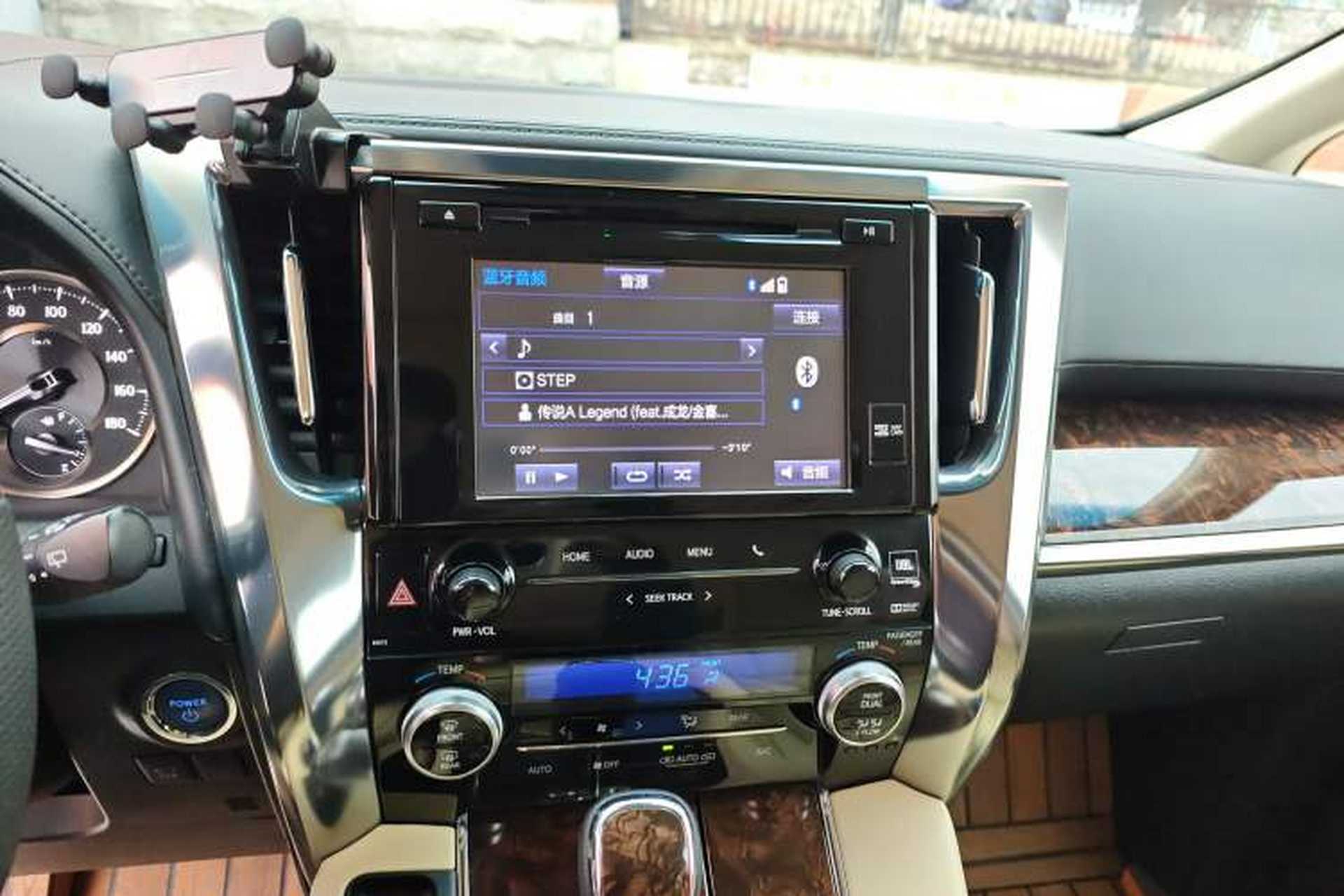 Used Toyota Alphard 2019 Dual-Engine 2.5L Luxury Edition Audio And AC Panel