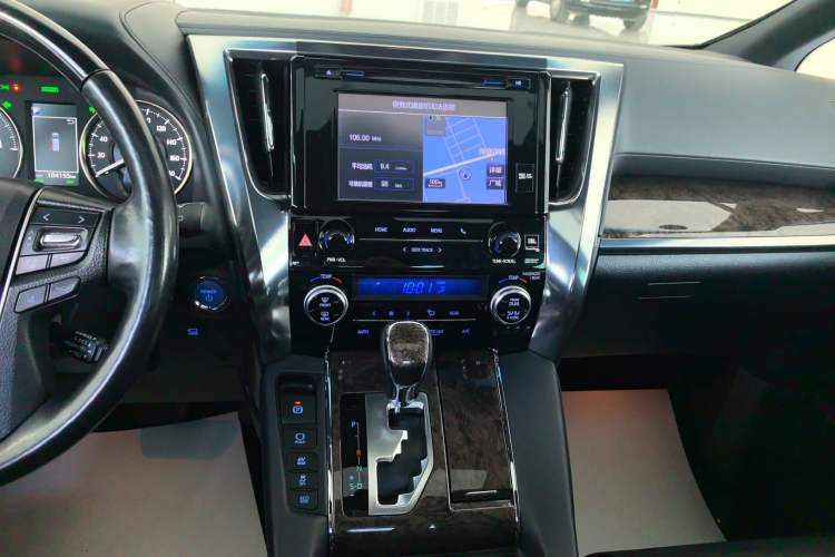 Used Toyota Alphard 2019 Dual-Engine 2.5L Prestige Edition Audio And AC Panel