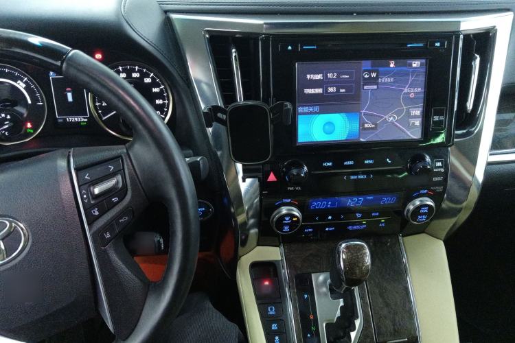 Used Toyota Alphard 2019 Dual-Engine 2.5L Luxury Edition Center Console