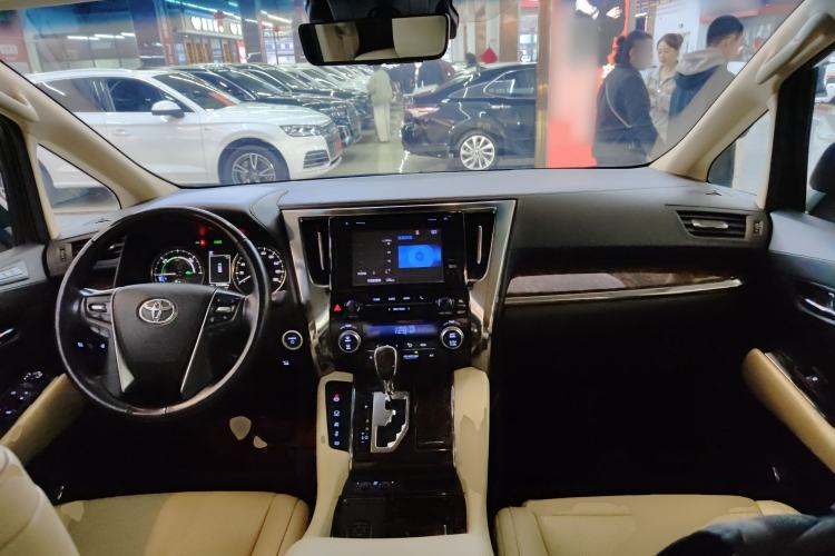 Used Toyota Alphard 2019 Dual-Engine 2.5L Luxury Edition Center Console