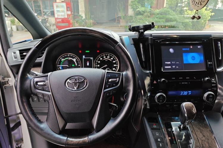 Used Toyota Alphard 2019 Dual-Engine 2.5L Prestige Edition Center Console