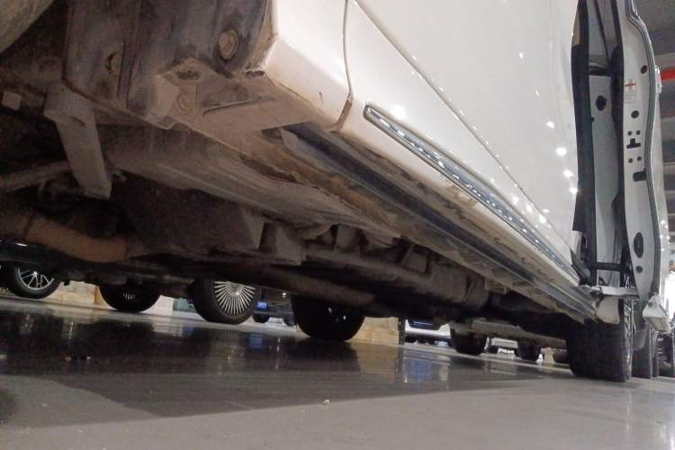 Used Toyota Alphard 2019 Dual-Engine 2.5L Luxury Edition Chassis Front Left
