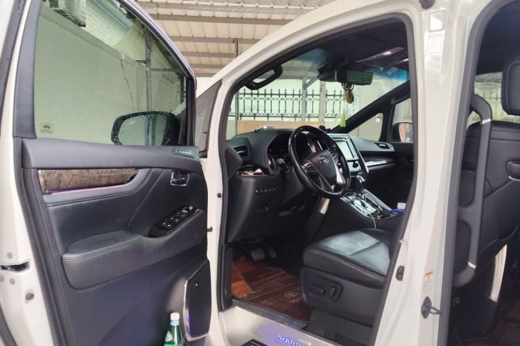 Used Toyota Alphard 2019 Dual-Engine 2.5L Prestige Edition Driver Seat