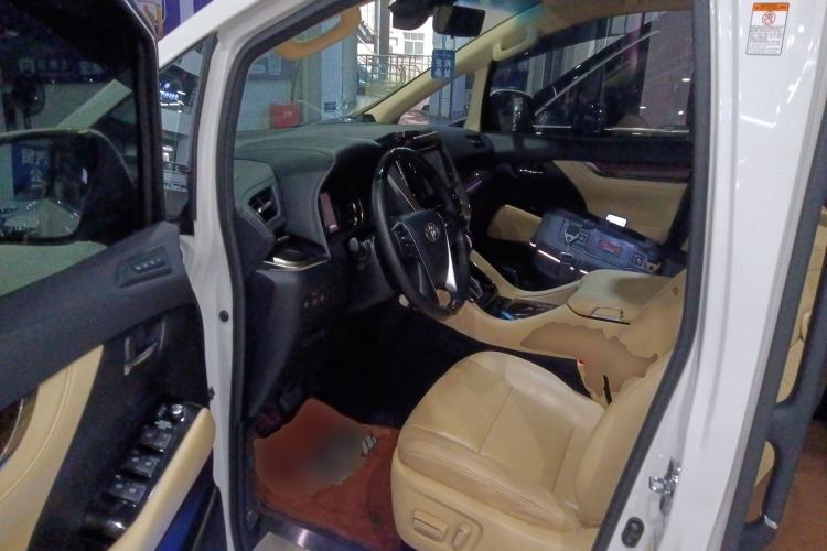 Used Toyota Alphard 2019 Dual-Engine 2.5L Luxury Edition Driver Seat