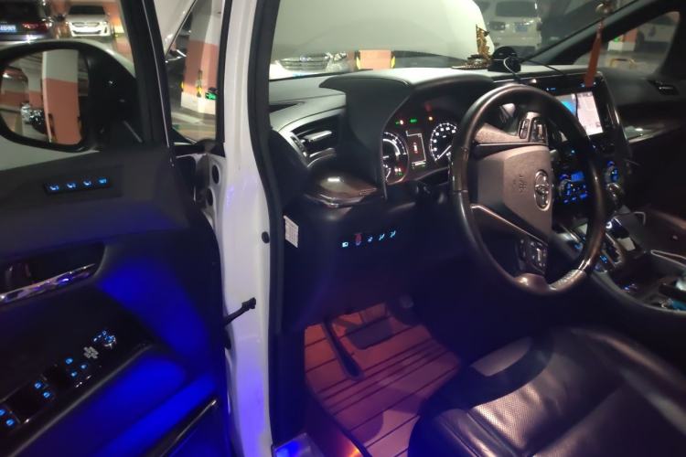 Used Toyota Alphard 2019 Dual-Engine 2.5L Prestige Edition Driver Seat