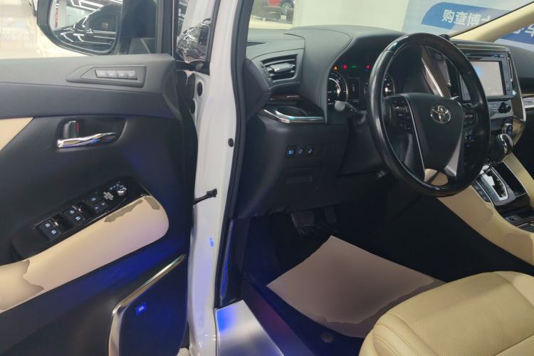 Used Toyota Alphard 2019 Dual-Engine 2.5L Luxury Edition Driver Seat