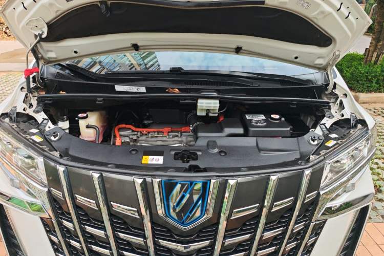 Used Toyota Alphard 2019 Dual-Engine 2.5L Luxury Edition Engine Bay