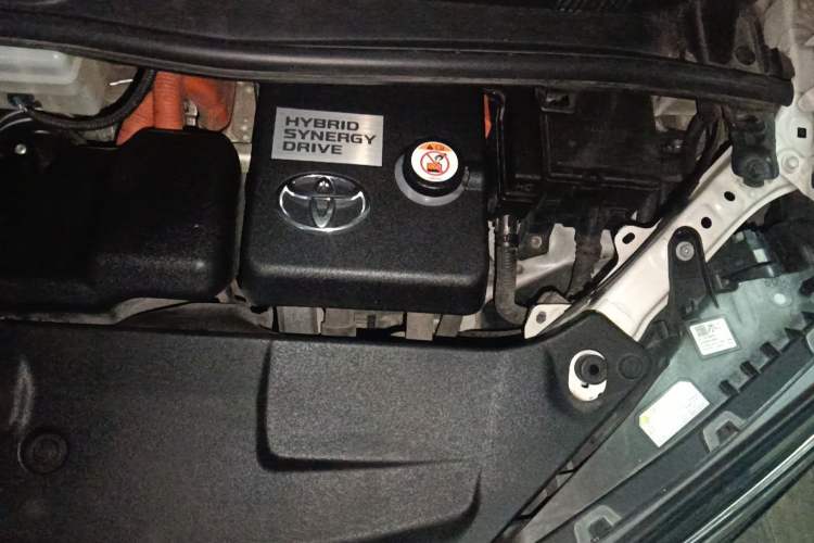 Used Toyota Alphard 2019 Dual-Engine 2.5L Prestige Edition Engine Bay Left