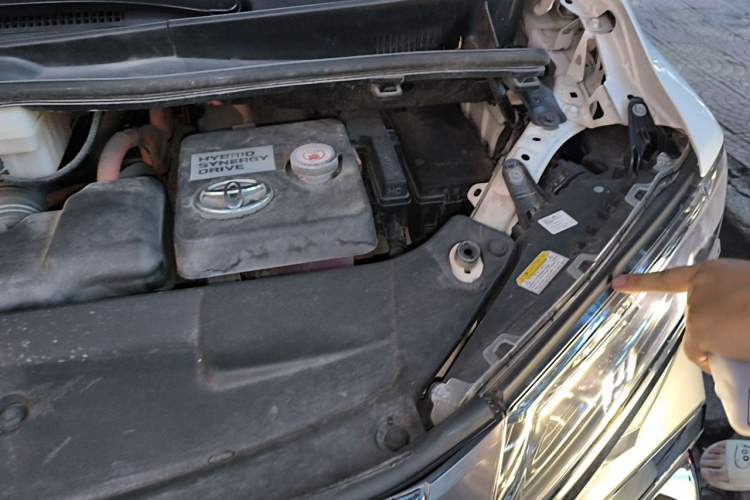 Used Toyota Alphard 2019 Dual-Engine 2.5L Prestige Edition Engine Bay Left
