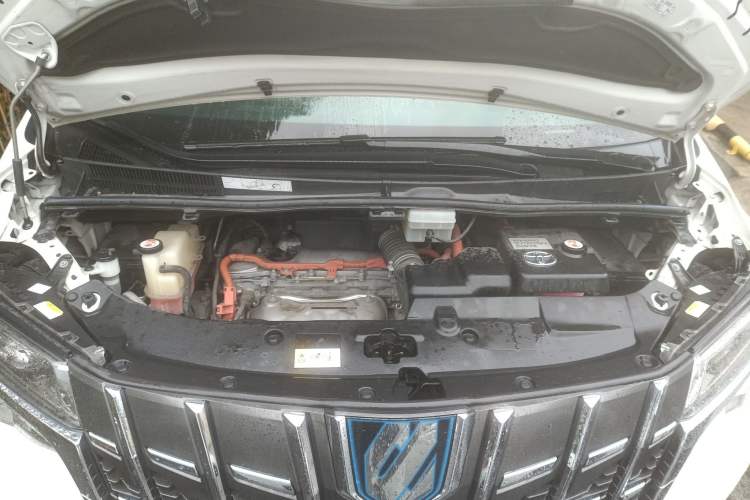 Used Toyota Alphard 2019 Dual-Engine 2.5L Luxury Edition Engine Bay
