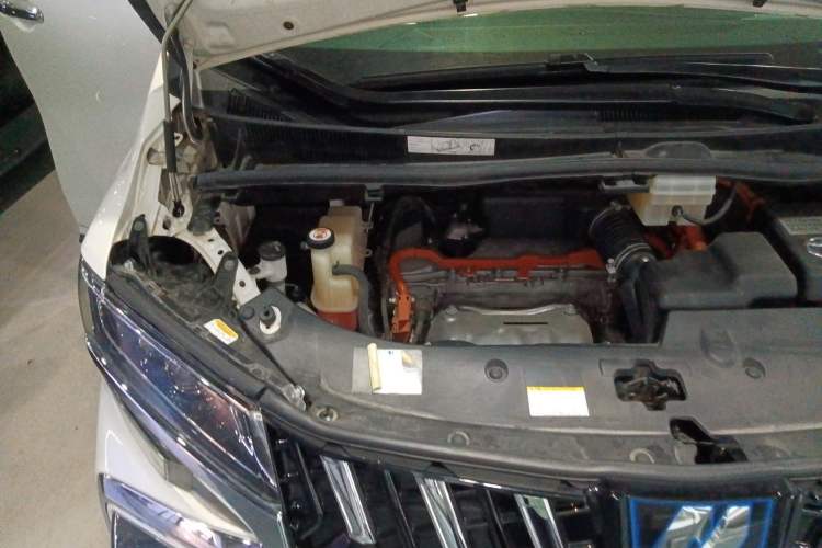 Used Toyota Alphard 2019 Dual-Engine 2.5L Luxury Edition Engine Bay Right