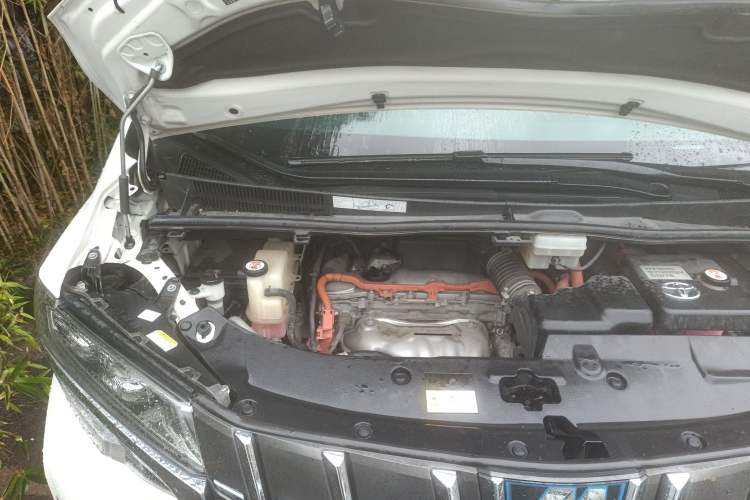 Used Toyota Alphard 2019 Dual-Engine 2.5L Luxury Edition Engine Bay Right