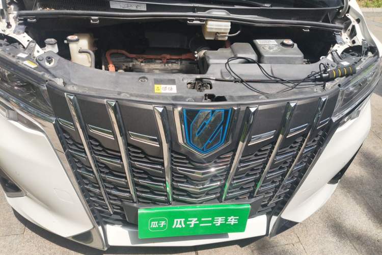 Used Toyota Alphard 2019 Dual-Engine 2.5L Luxury Edition Engine Bay