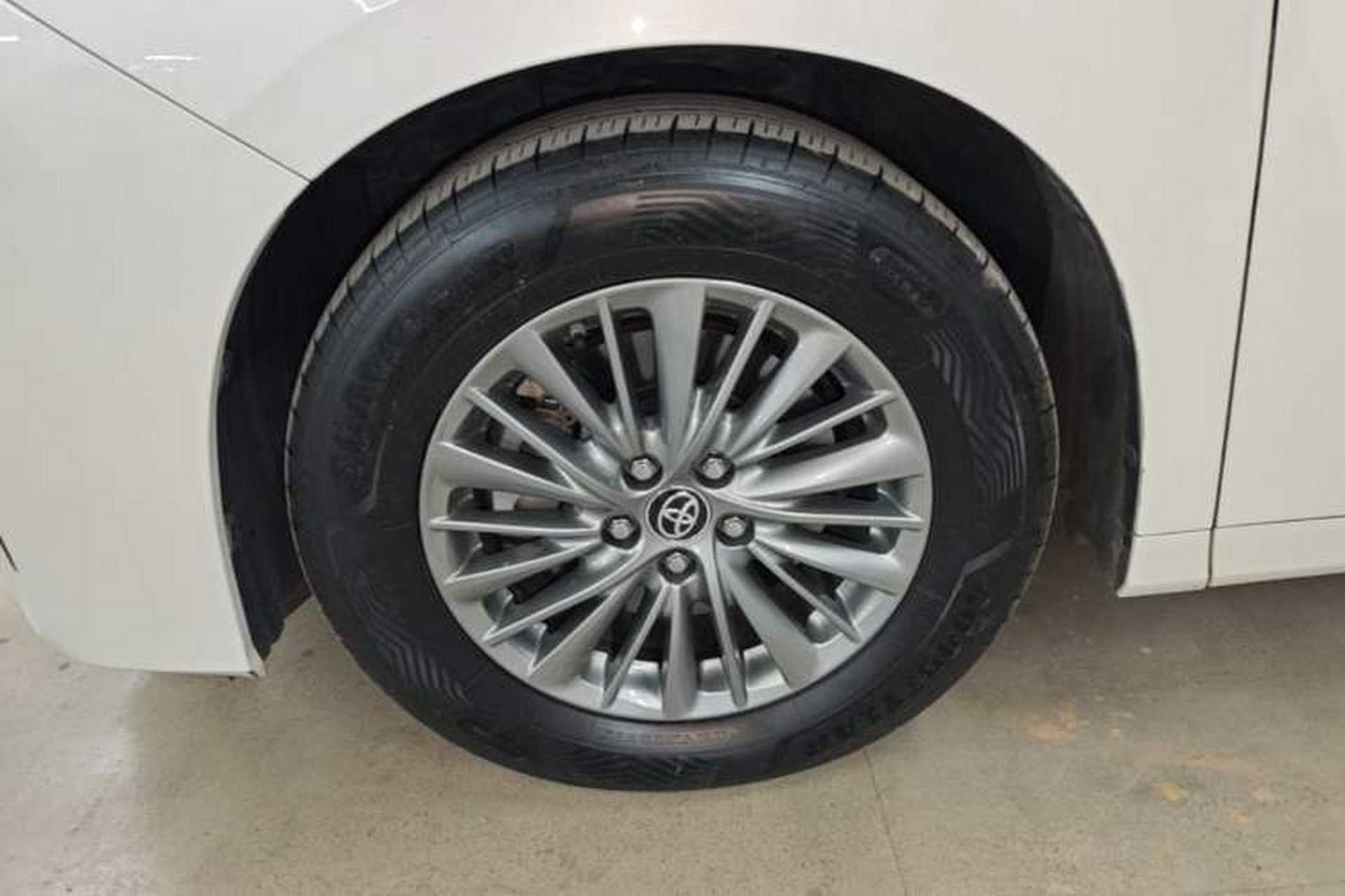 Used Toyota Alphard 2019 Dual-Engine 2.5L Prestige Edition Exterior 4