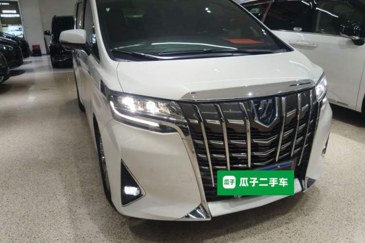 Used Toyota Alphard 2019 Dual-Engine 2.5L Prestige Edition Front Right 45 Deg