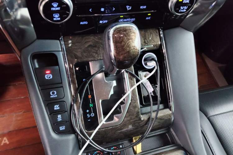 Used Toyota Alphard 2019 Dual-Engine 2.5L Prestige Edition Gear Lever