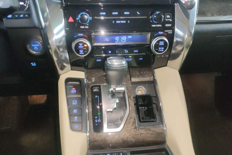 Used Toyota Alphard 2019 Dual-Engine 2.5L Prestige Edition Gear Lever