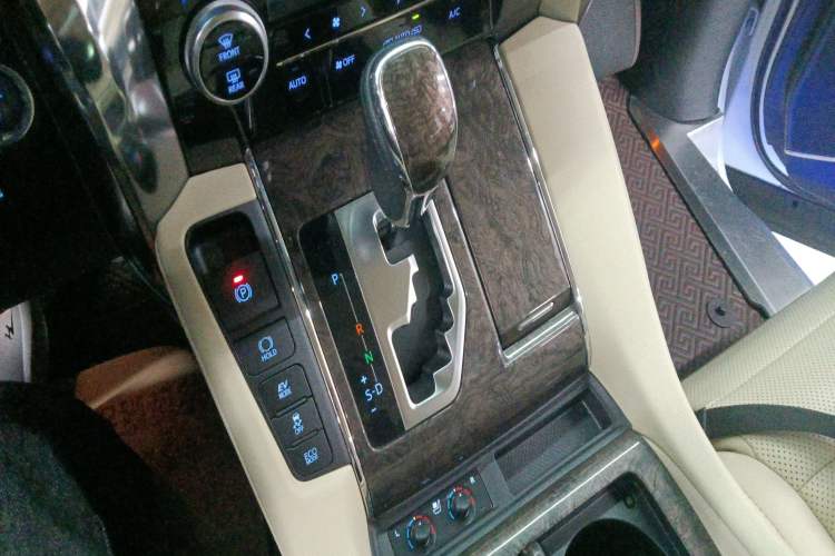 Used Toyota Alphard 2019 Dual-Engine 2.5L Prestige Edition Gear Lever