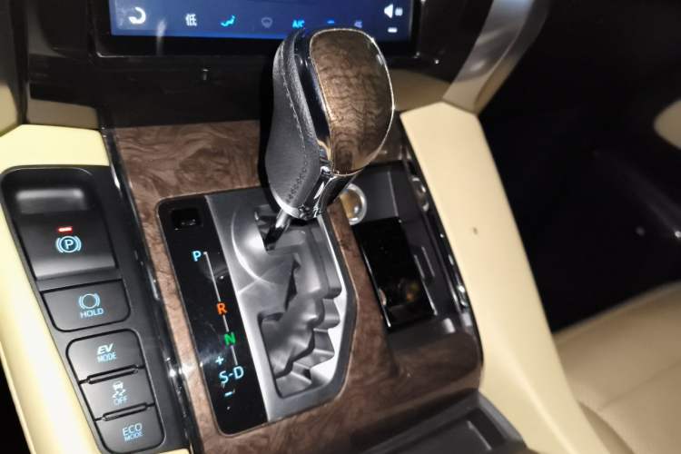 Used Toyota Alphard 2019 Dual-Engine 2.5L Prestige Edition Gear Lever