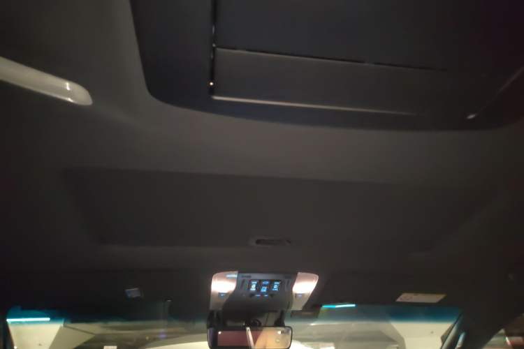 Used Toyota Alphard 2019 Dual-Engine 2.5L Prestige Edition Headliner