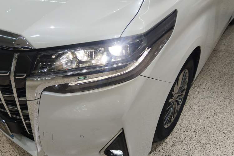 Used Toyota Alphard 2019 Dual-Engine 2.5L Prestige Edition Left Front Headlight