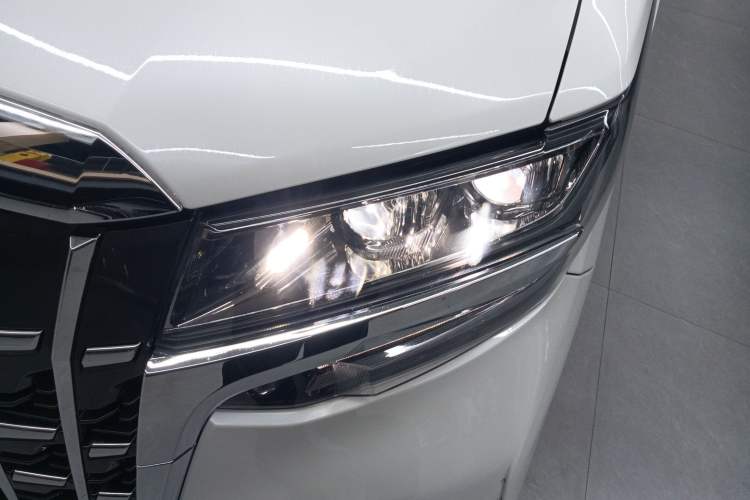 Used Toyota Alphard 2019 Dual-Engine 2.5L Prestige Edition Left Front Headlight