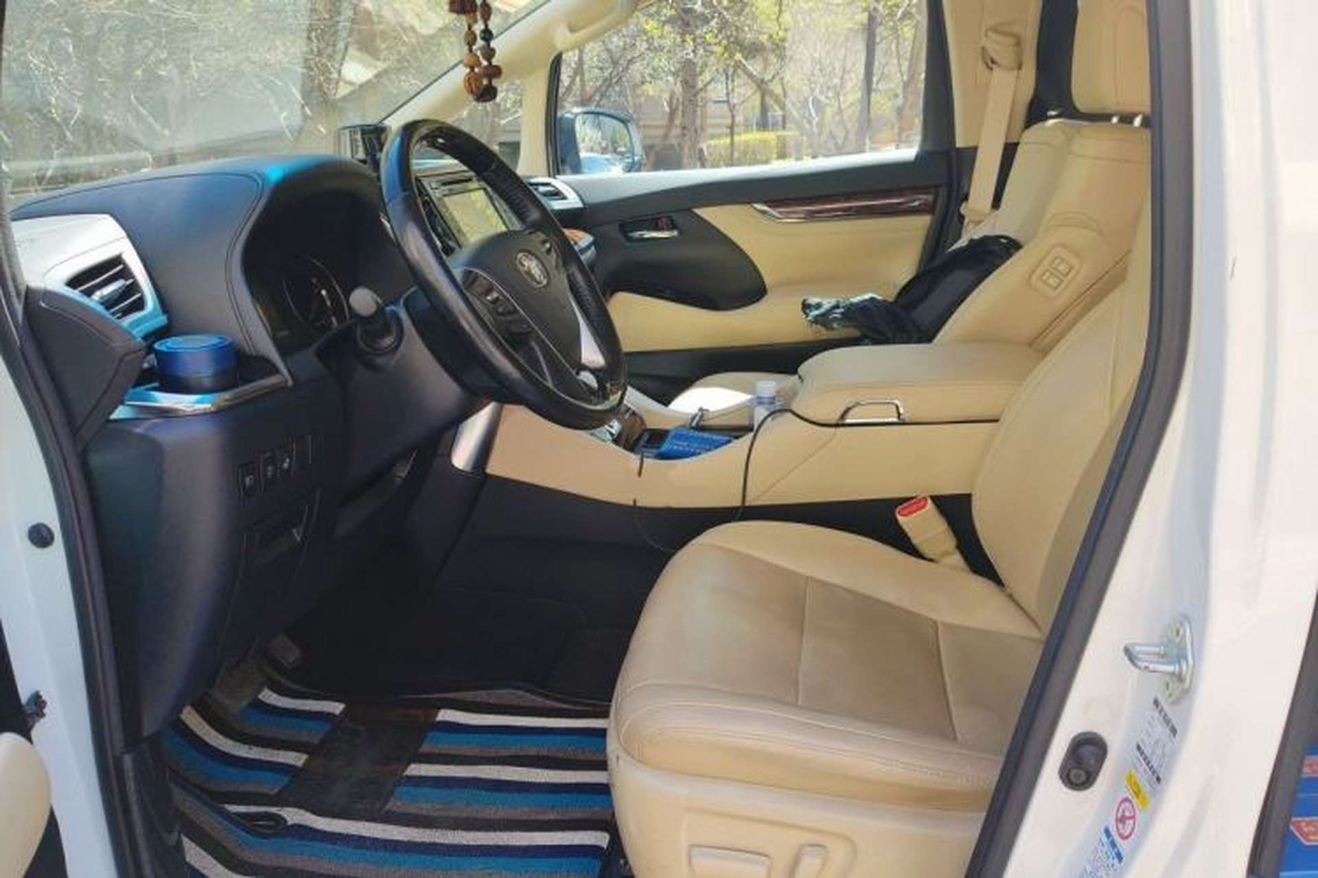 Used Toyota Alphard 2019 Dual-Engine 2.5L Luxury Edition Left Front Seat