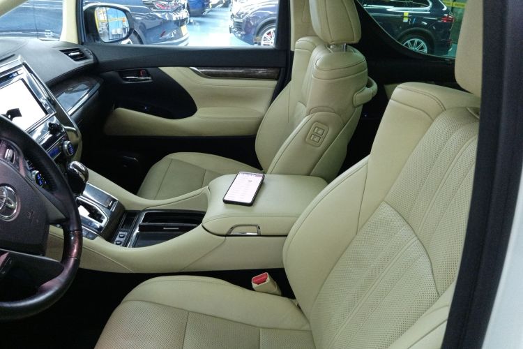 Used Toyota Alphard 2019 Dual-Engine 2.5L Luxury Edition Left Front Seat