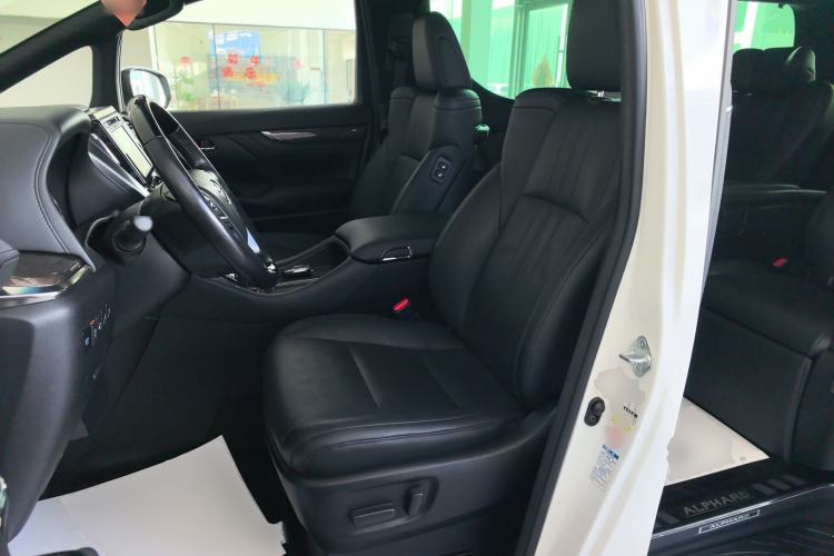 Used Toyota Alphard 2019 Dual-Engine 2.5L Prestige Edition Left Front Seat