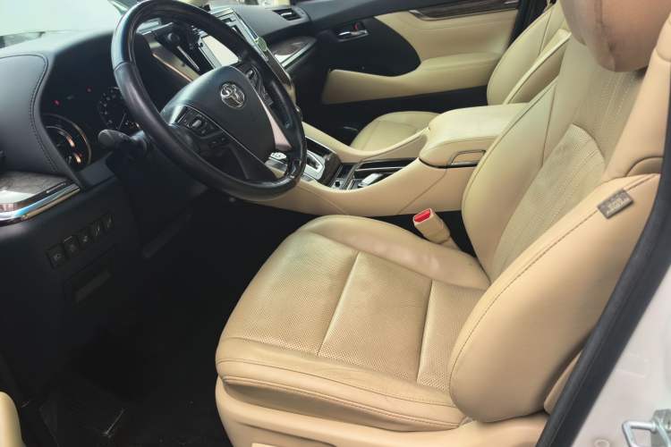 Used Toyota Alphard 2019 Dual-Engine 2.5L Prestige Edition Left Front Seat