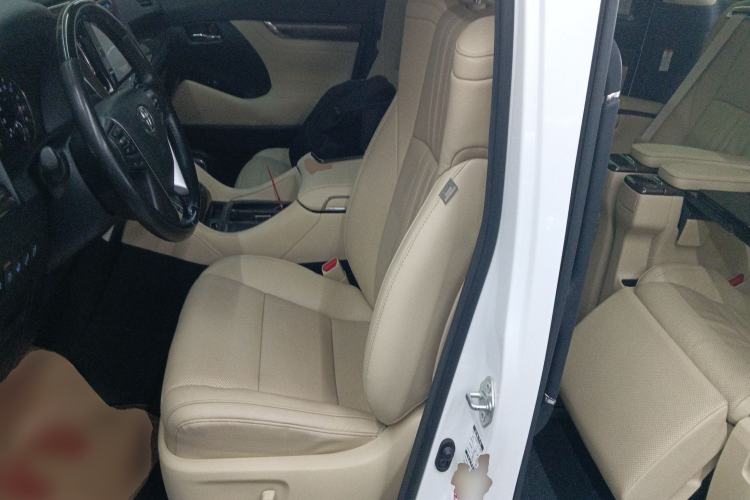 Used Toyota Alphard 2019 Dual-Engine 2.5L Prestige Edition Left Front Seat