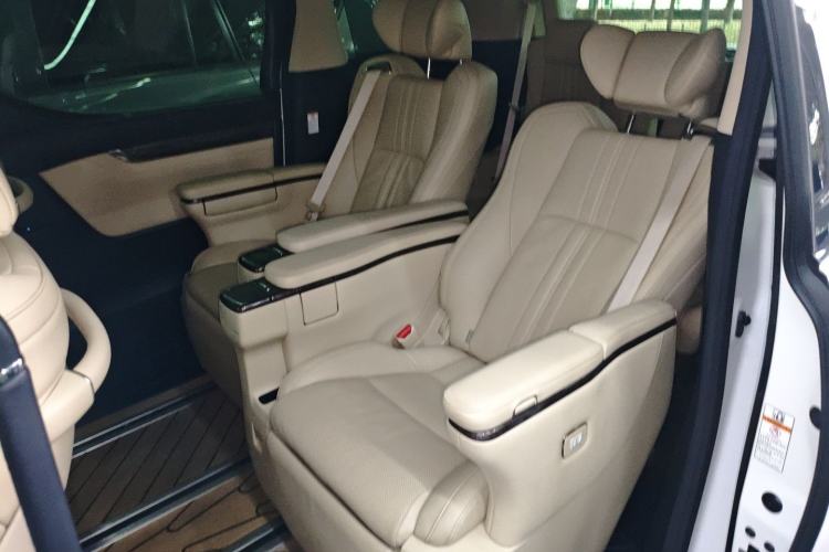 Used Toyota Alphard 2019 Dual-Engine 2.5L Prestige Edition Left Rear Seat