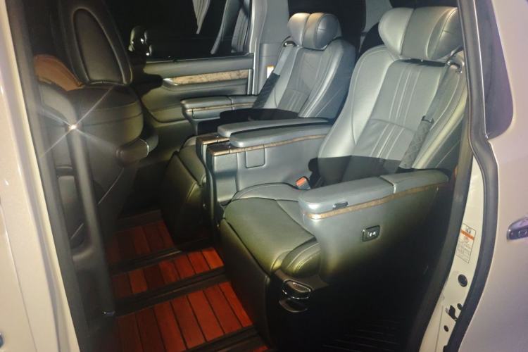 Used Toyota Alphard 2019 Dual-Engine 2.5L Prestige Edition Left Rear Seat