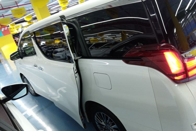 Used Toyota Alphard 2019 Dual-Engine 2.5L Luxury Edition Left Side