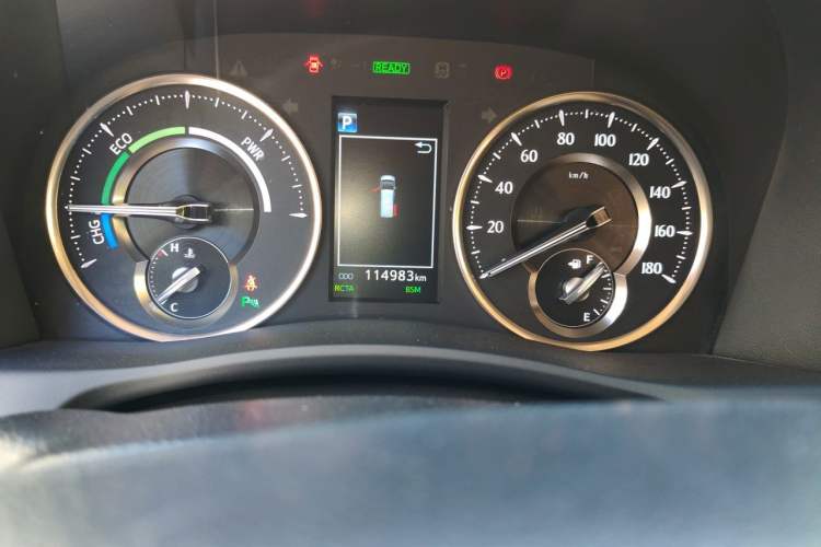Used Toyota Alphard 2019 Dual-Engine 2.5L Luxury Edition Odometer Close Up